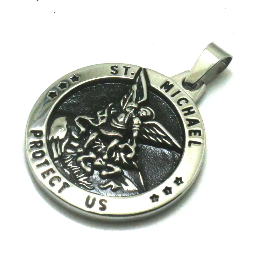

New Arrival Cool 316L Stainless Steel Star SAINT MICHAEL PROTECT US Silver Round Medal Pendant
