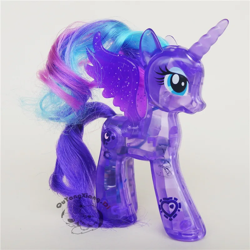 Пони луна игрушка. Фигурка Hasbro Princess Luna b7815. Принцесса Луна пони игрушка. Лунная пони игрушка. My little Pony светящиеся игрушки.