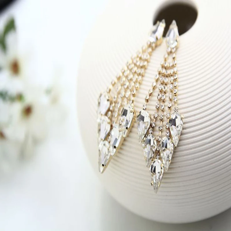 

YFJEWE New Luxury Fashion Design Women Rhinestone White Water Droplets Gold Plating Earrings Free shipping #E263
