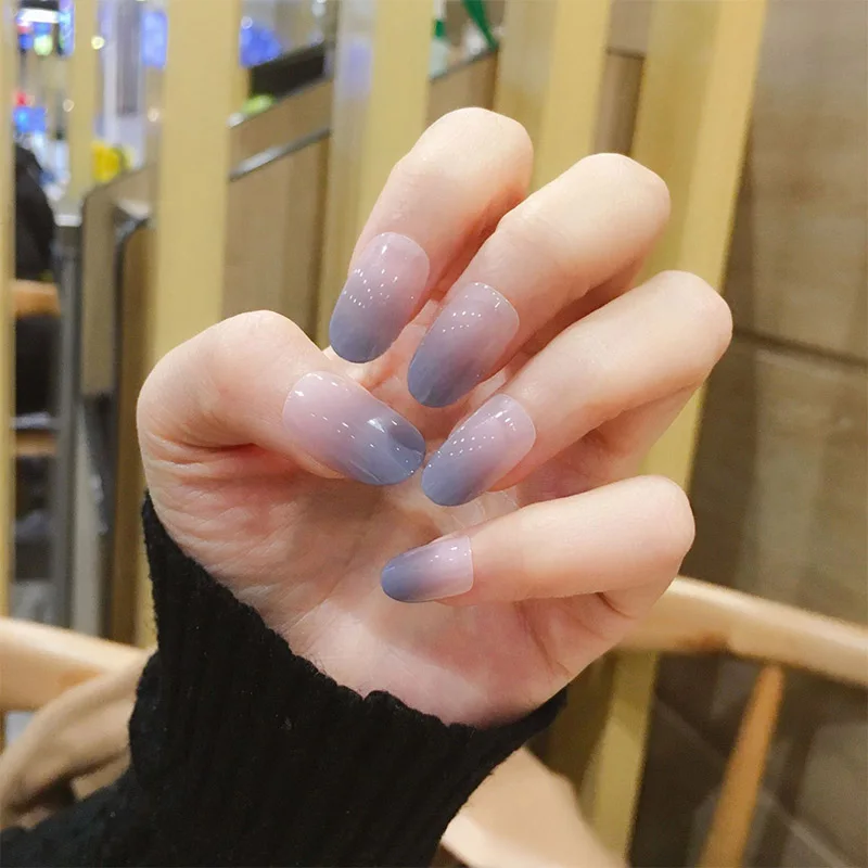 

Elegant Acrylic Round Head Full False Nails Bare Purple Gradient Fake Nails Short 3D French Bride Small Oval Fake Nails Art Set