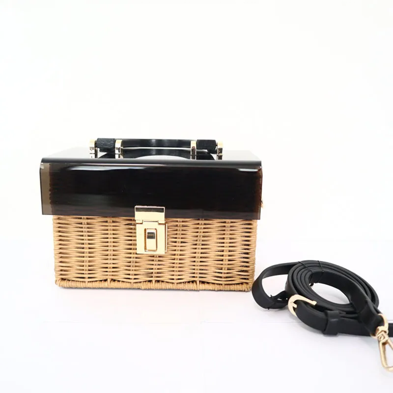 Fashion new acrylic flip straw braided bag wooden handle woven bag handmade holiday travel rattan bag - Цвет: black