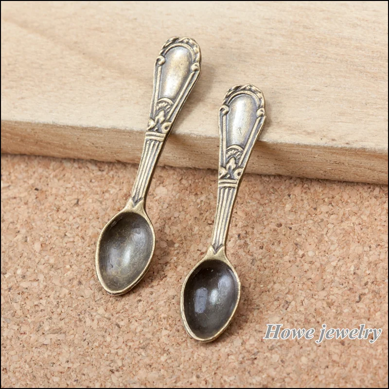 

135pcs pendant spoon Antique bronze Pendant European Style jewelry findings A094