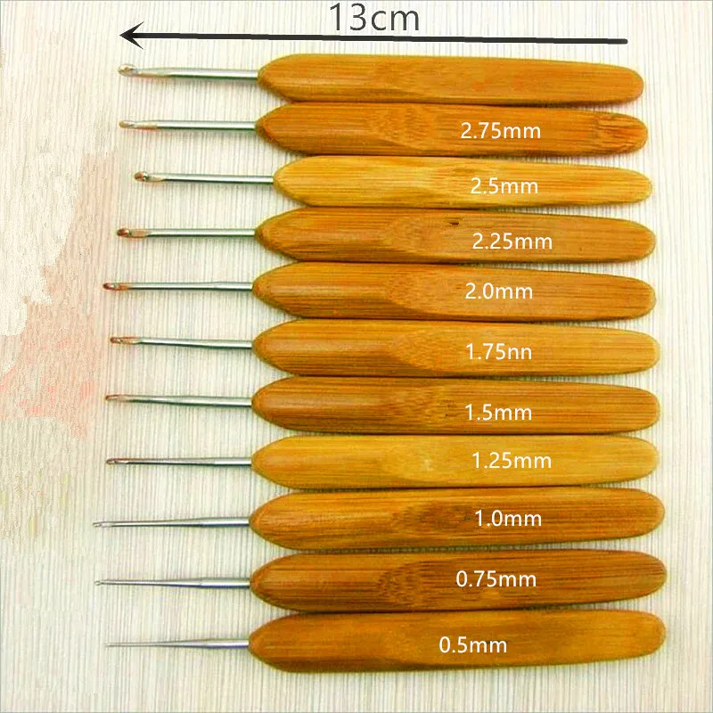 WOODEN CROCHET  (3)_