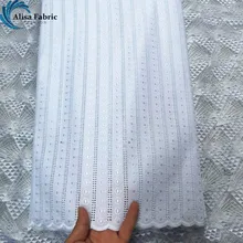 Pizzo africano a secco 5 metri tessuto di pizzo ricamato pizzo di raso con tessuto di pizzo di cotone africano 2021 di alta qualità per abito da donna