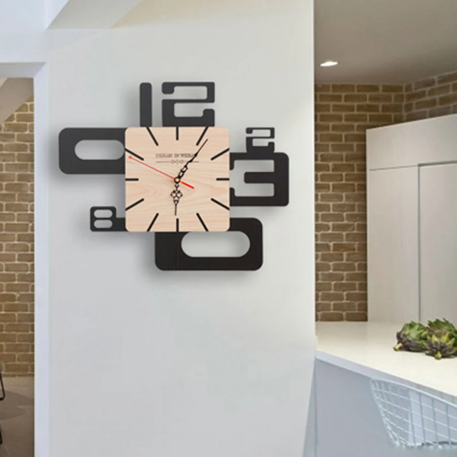 Abstract Creative Wooden Wall Clock Craft Slient Wall Watch Circular