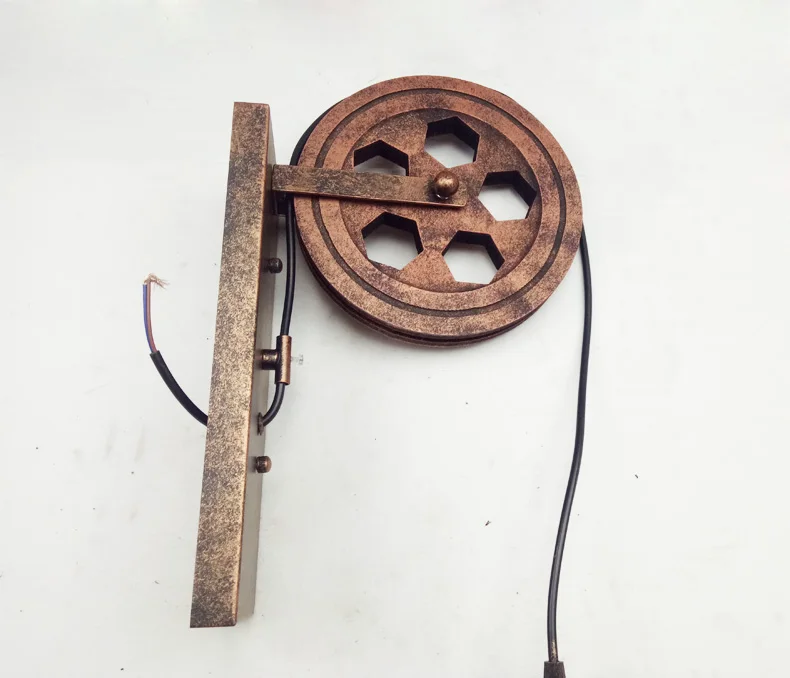 wall light 19