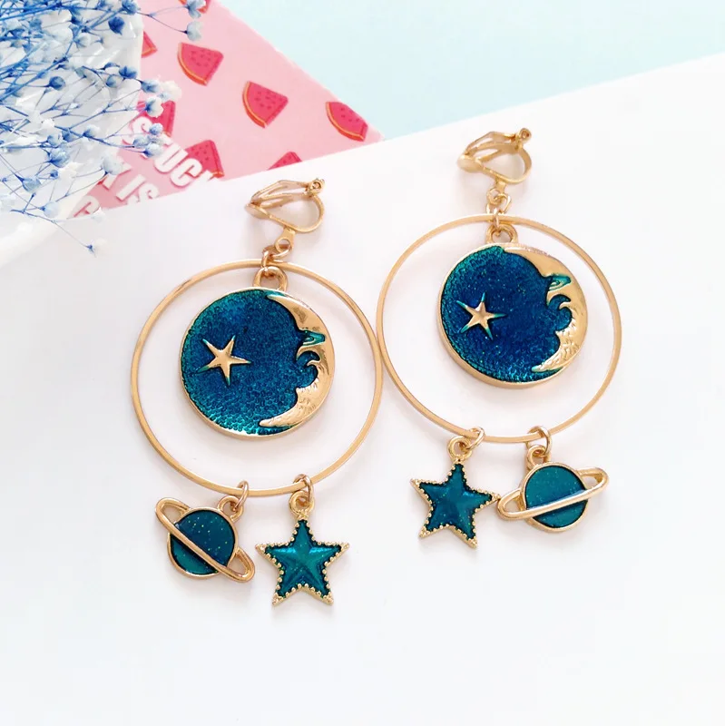

Korean Childhood Moon Star Clip Earrings No Pierced Hole Cartoon Colorized Earth Universe Earrings Without Piercing for Girls