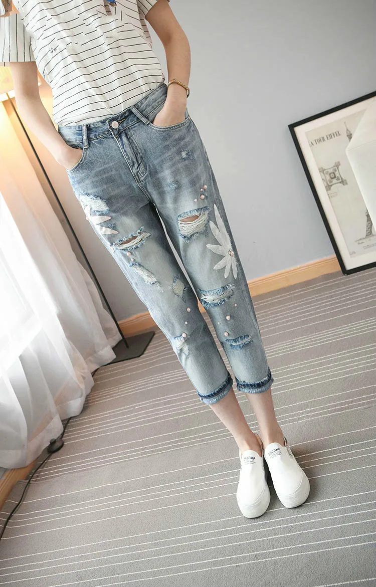 Новый для женщин Мода 2019 г. рваные джинсы черный, белый цвет синий промывают дамские шаровары джинсовые брюки женские сезон: весна-лето