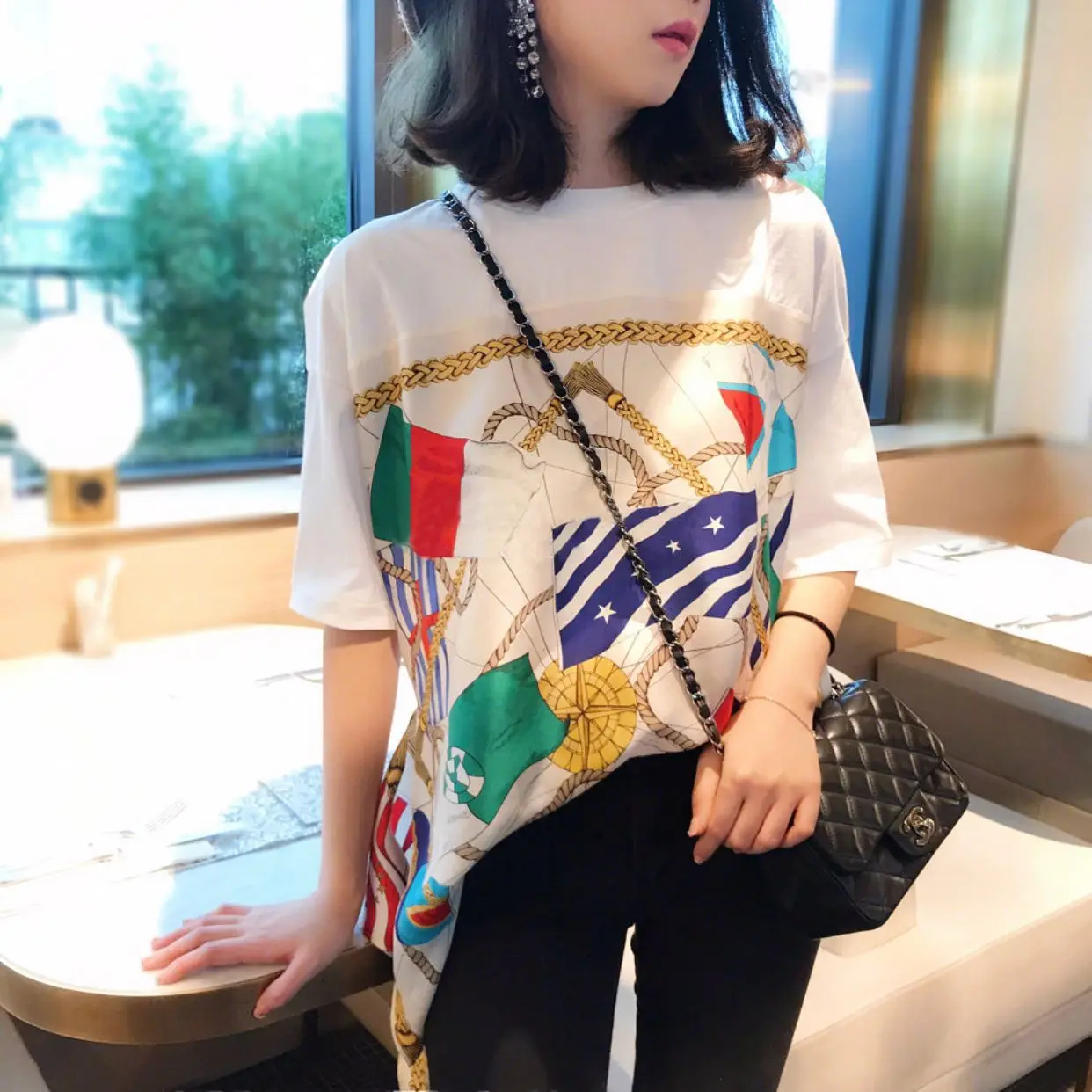 

French Elegant Spring and Summer 2019 New Chain Asymmetric Short-sleeve Printed T-shirt Women
