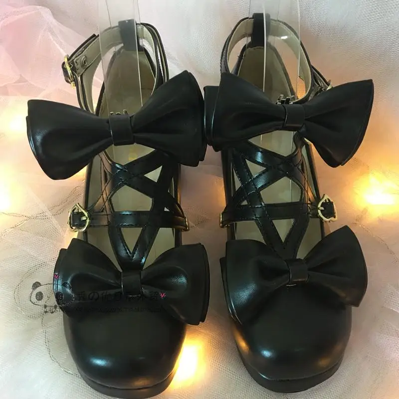 Обувь в стиле Лолиты в японском винтажном готическом стиле на не сужающемся книзу массивном каблуке; обувь для костюмированной вечеринки; обувь принцессы Харадзюку с перекрестной пряжкой; обувь с бантом