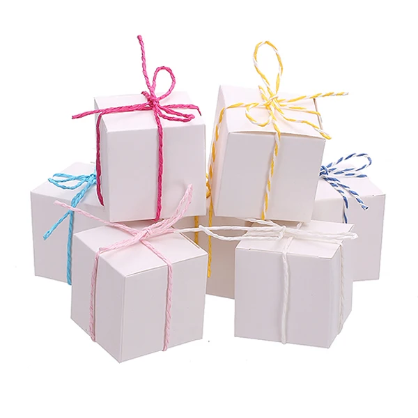 

White Square Favor Box Kit Paper Candy Boxes Chocolate Boxes With Rope For Party Favor 50pcs