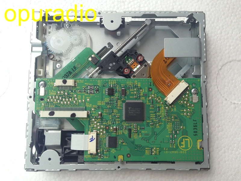 

Brand new Clarion single CD mechanism loader PCB 039-3647-01 for Subru CD Radio MP3 WMA PF-3390A-A