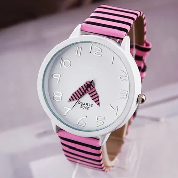 

2018 new digital dial color striped leather strap watch casual fashion exquisite precision simple women's quartz watch