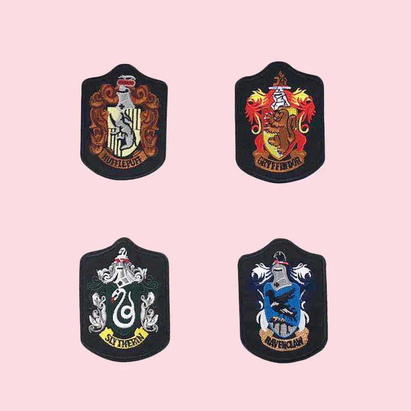 

Crest RAVENCLAW HUFFLEPUFF Slytherin Embroidered Costume Emblem applique Halloween props