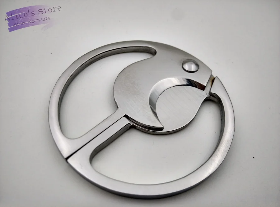 

New 1pcs Durable Round Silver Stainless Steel Sharp Smoke Smoking Tobacco Cigarette Accessory Cigar Cutter Free Shipping