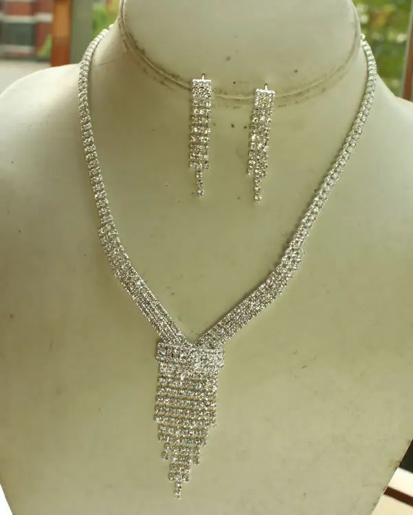 Quality Cup Chain Rhinestone Crystal Jewelry Set for Brides Wedding