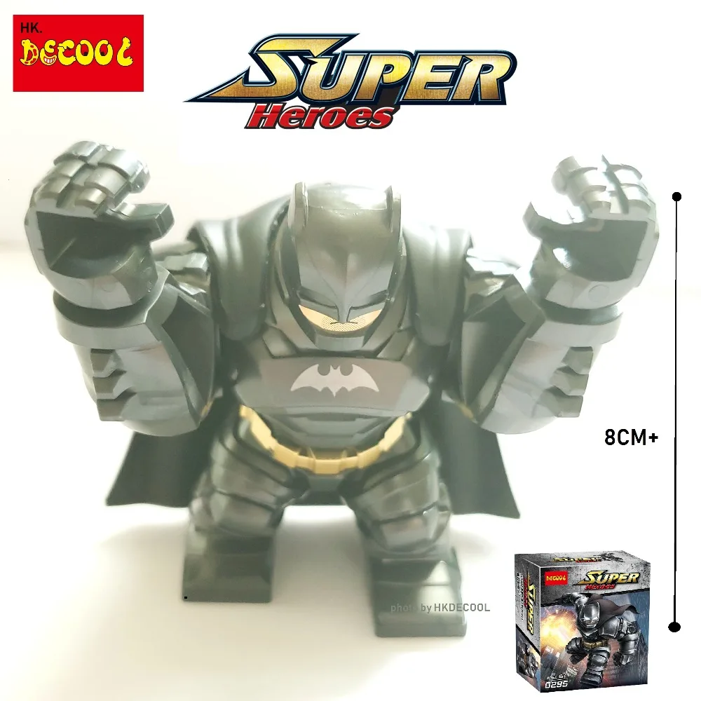 Decool 0295 Superheroes 8 см + большой мужской размер вооруженный Бэтмен строительные блоки