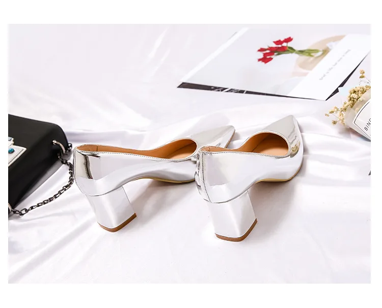 Осенние женские туфли-лодочки на квадратном каблуке; пикантные Свадебные модельные туфли на высоком каблуке 6,5 см; женские туфли с острым закрытым носком; Цвет Серебристый