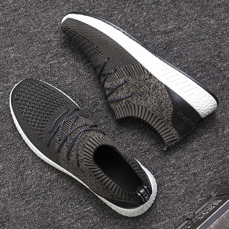 

New men's skateboard shoes breathable outdoor sports shoes men's socks black skate shoes men's mesh sports shoes ska