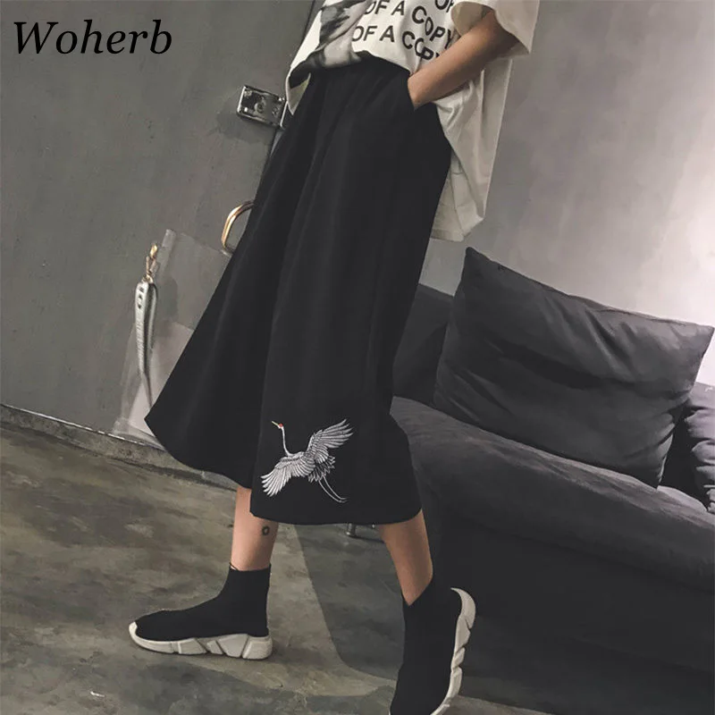 

Woherb 2019 Harajuku Black Wide Leg Pants Women Crane Embroidery Calf-length Pants Female Vintage summer Elastic Waist Pant21106