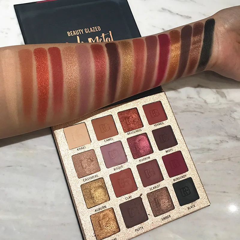 Beauty Glazed палитра теней для век с 16 цветными блестками матовая |