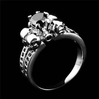 

Gorgeous Male Female Big Skull Ring Vintage Silver Color Wedding Band Ring Jewelry Promise Black Stone Rings For Women