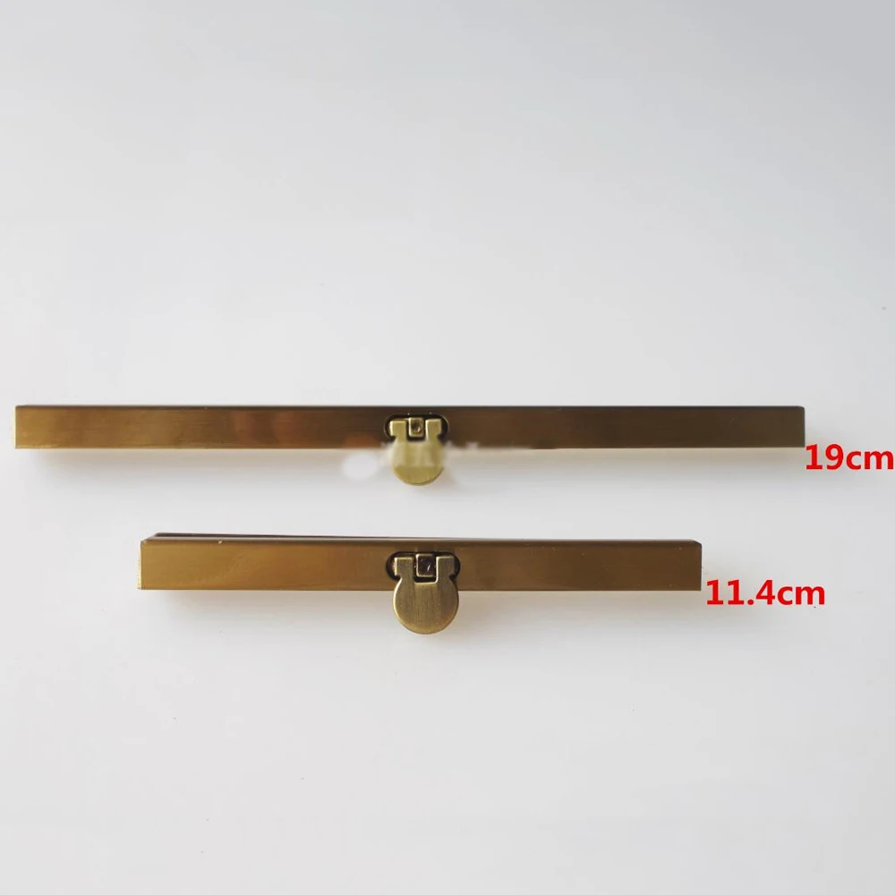 3532787346_1599672203