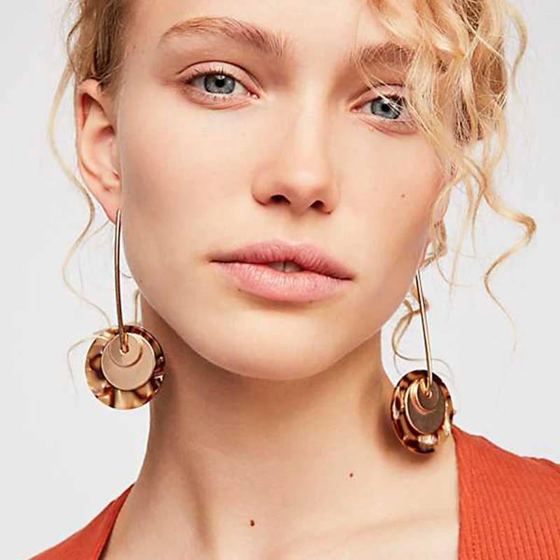 Hot Sale Vintage Geometric Metal Long Drop Earrings For Women Attractive Acrylic Round Pendant Dangles Earrings Party Jewelry