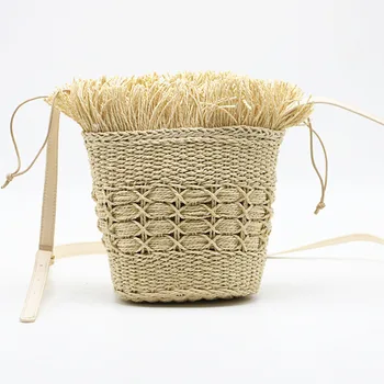 

Hand Woven Wooden Knit Bag Mesh tassel New Straw Bag Shoulder Messenger Beach Bag 2019 new Bohemian style