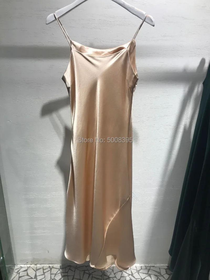 10805883974_1450104799