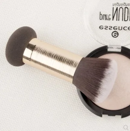 

Big Dual End Metal Powder Foundation Brush + Puff Sponge Shade+Light Double End Metal Makeup Brush Can Move Off Dropship