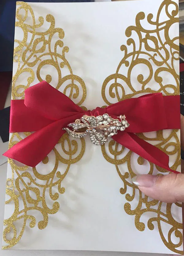 

Бесплатная доставка 25X Золотой толстый Блестящий бумажный полый лазерный разрез винтажная лоза свадебные приглашения Обложка для карт