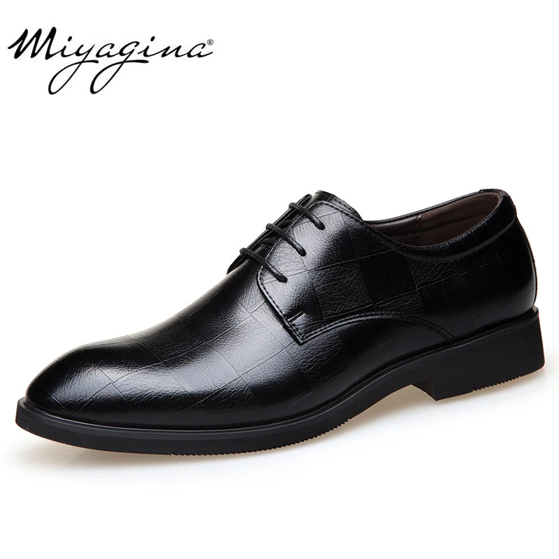 

2019 New Fashion Genuine Leather Casual Men Shoes Brand Men Flats Round Toe Comfortable Office Men Dress Shoes Size 38-44