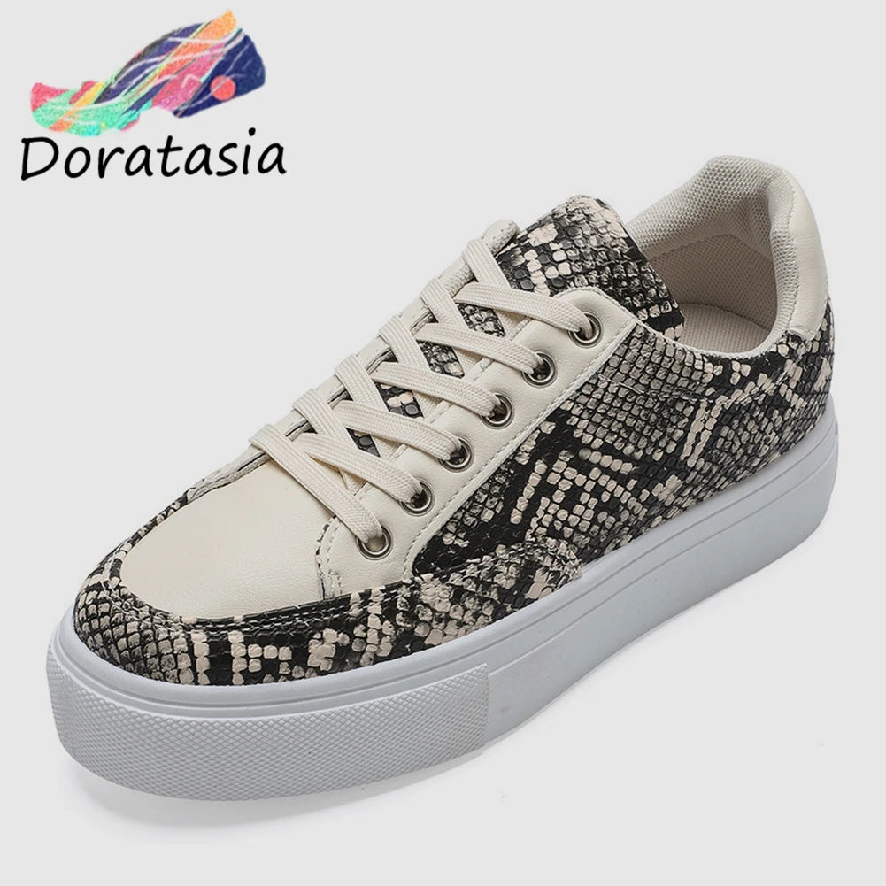 

DORATASIA New Fashion Snake Veins Flat Platform Shoes Woman 2019 Autumn Casual lace-up Flats Women Casual Shoes Woman 36-41