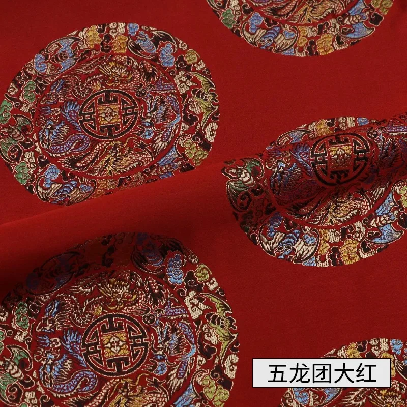 Width 150cm Chinese Red Tang Suit Cheongsam Sheet Cloth Silk Like Damask Jacquard Brocade Metallic Fabric - Цвет: Five Dragon