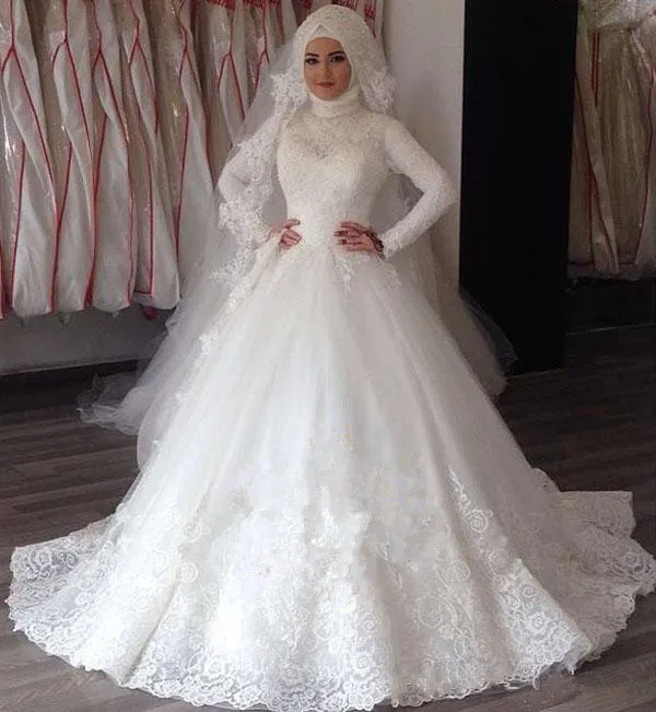 2017-high-neck-muslim-lace-wedding-dresses-long-sleeves-covered-button-court-train-bridal-gowns-vestidos-de-novia_
