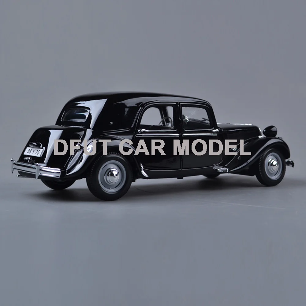 Игрушка из 1:18 сплава с оттягивающейся спинкой 15 CV 1952 модель автомобиля Детские игрушечные машинки оригинальные авторизованные подлинные детские игрушки