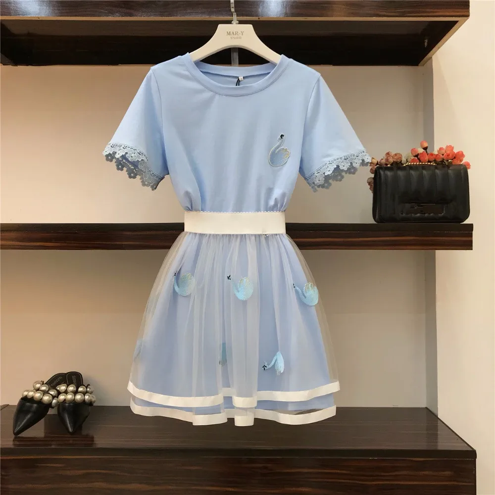 

HAMALIEL Sweet Women Mesh 2 Piece Set Summer Pink Cotton Patchwork Lace Swan Embroidery Long Tshirt + Mesh Ball Gown Skirt Suits