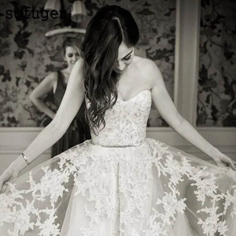 

Strapless Sweetheart Tulle Dress Lace Beadings Appliques Sleeveless Vestidos De Noivas Wedding Bridal Dress