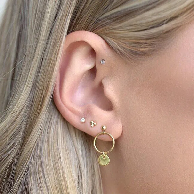 

4PCS European Personality Studs Earring Combination Set For Women Gold Color Round Pendant Earring Glitter Crystal Ear Stud E700