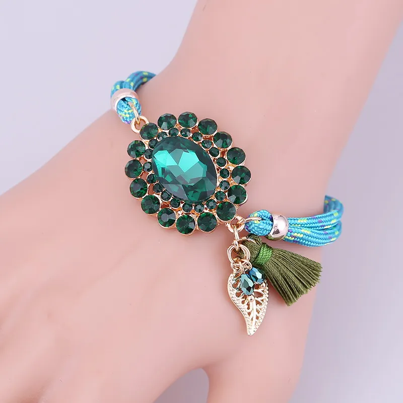 Bracelets Green woman
