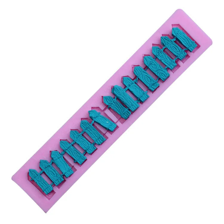 

Fence Shaped Silicone Mold Sugar Paste 3D Fondant Cake Decoration Tool D400