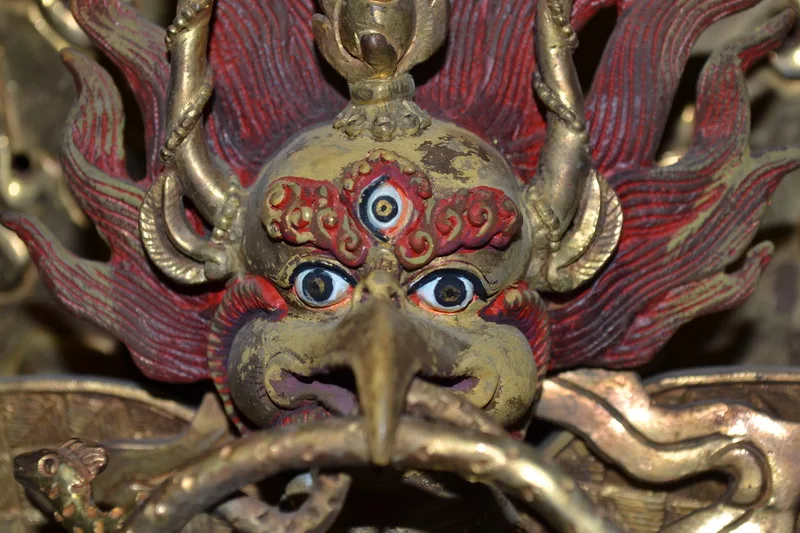 Dapeng золотисто-крылатая птица, калулу, Tianlong Babu, золотые глаза Крылатая птица король, буддийский метод ухода, Tonglu золото