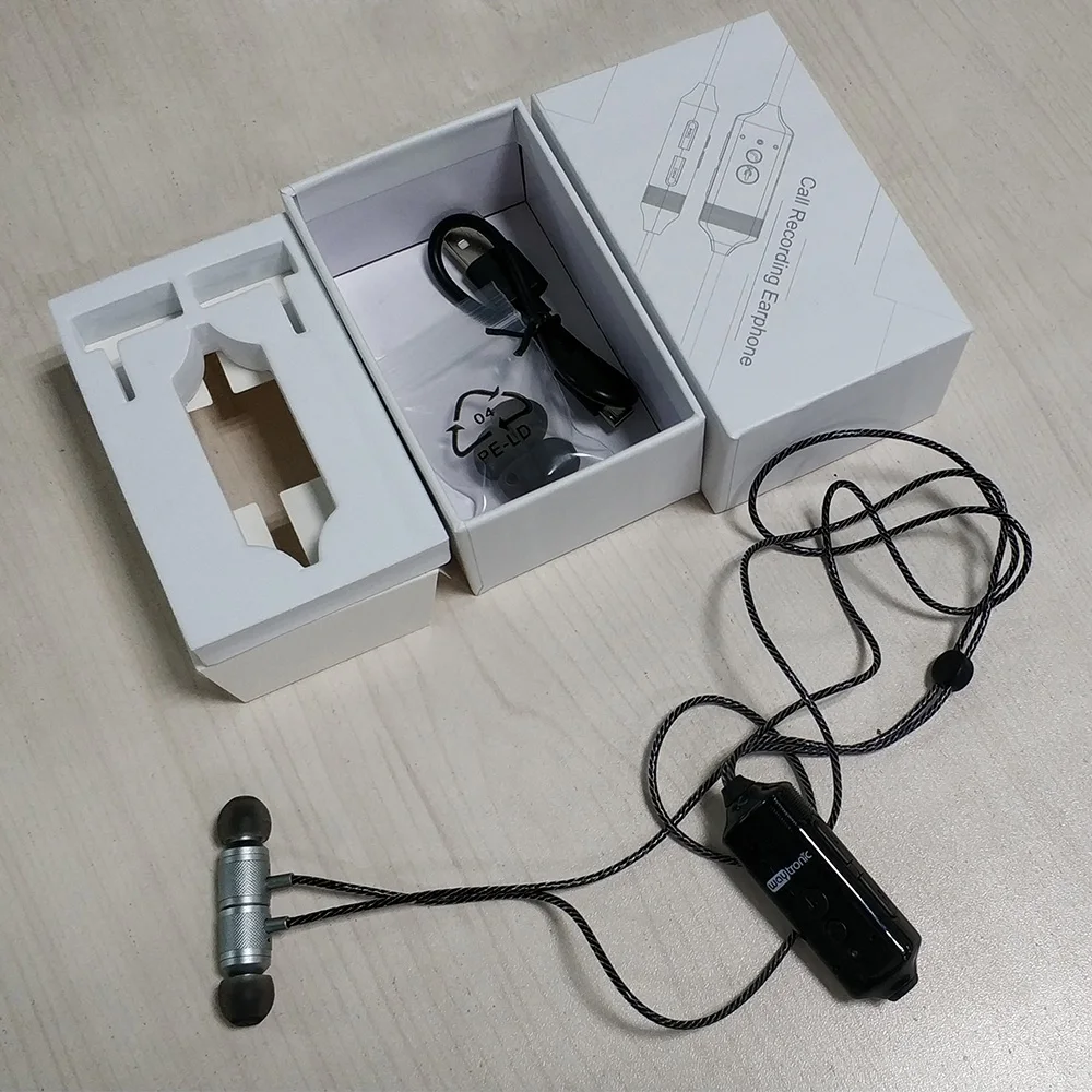 Personalized-Wireless-Rechargeable-Cellphone-Call-Recorder-Headphone (5)