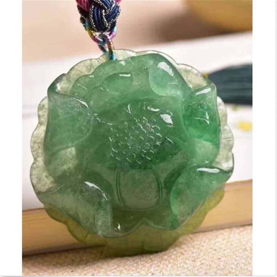 

Natural Green Strawberry Quartz Crystal Flower Carve Woman Pendant 56x17mm AAAA