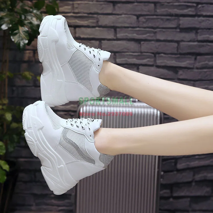 Женские кроссовки на танкетке 11 см; спортивная обувь, увеличивающая рост; прогулочная обувь с дышащей сеткой; спортивная женская обувь на шнуровке