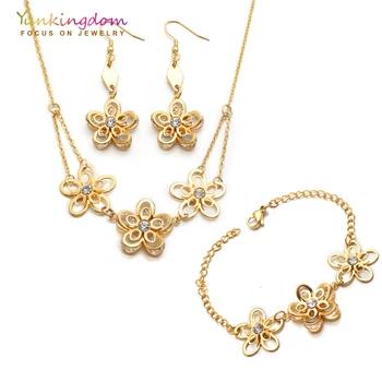 

Yunkingdom Fashion Flower Stainless Steel Jewelry Sets for Women CZ Crystal Choker Necklace Earring Bracelet Set UH0011