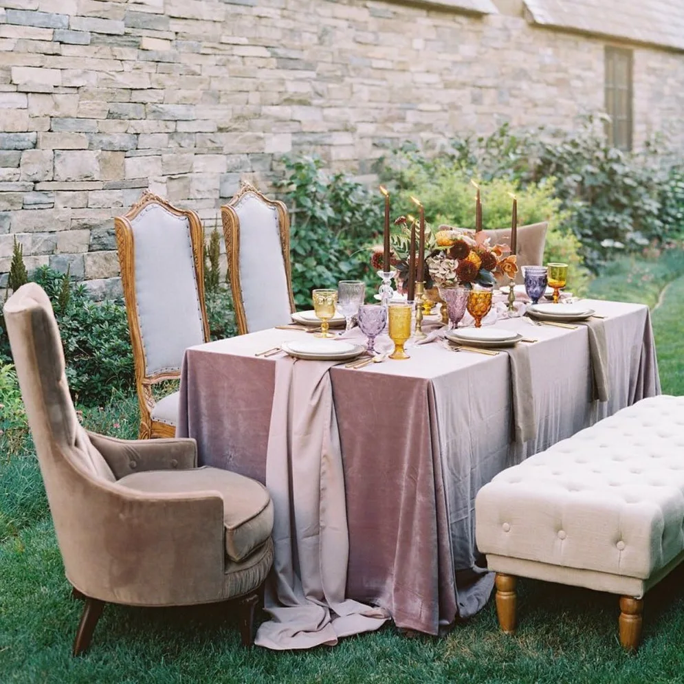 

Livia Event Tex Round Velvet Shiny TableCloth Colored Towel For Weddings Event Party Hotel Resturant Decoration TableCovers
