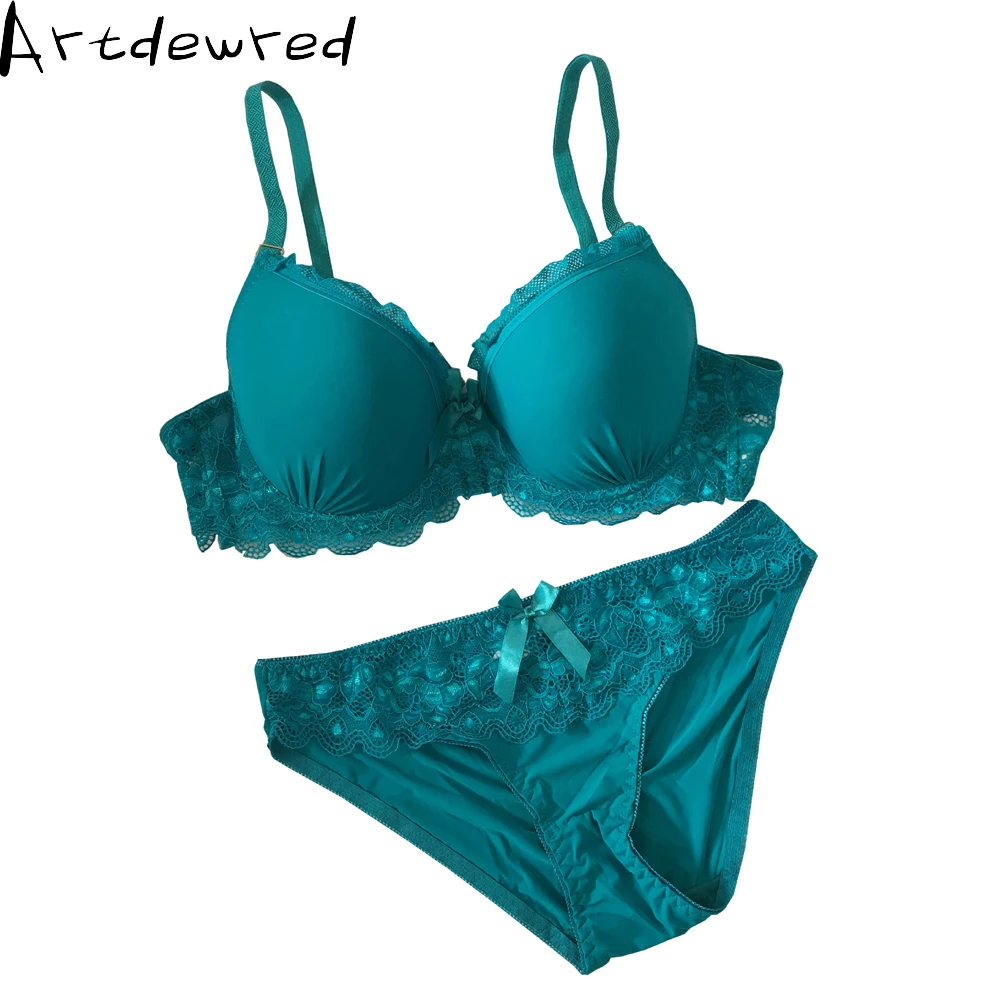 Lady Lace Black Push Up Bra Set Top B C Cups sujetador encaje Underwear Women Lingerie Sexy Panties And Bra Sets 6 Colors