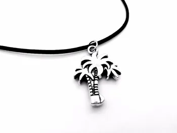 

Simple Family Tree Necklace Palm Prata Leaf Tree Necklace Cute Life Tree Leather Rope Necklaces for Mom